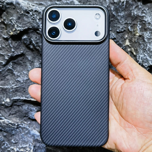 Real Aramid Carbon Fiber Ultra-Thin Case for iPhone 17 Models